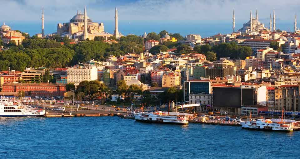 panorama di istanbul, acquista uno dei voli napoli istanbul