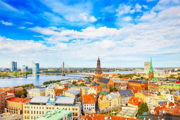 Voli Napoli Riga Lettonia.jpg